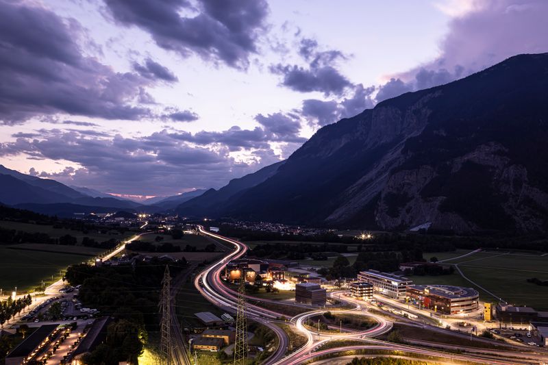 Verkehrsstützpunkt Chur – nächtliche Luftaufnahme – Ingo Rasp